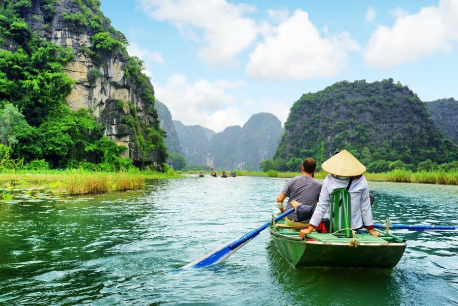 Hanoi: Ninh Binh Day Trip Visit Hoa Lu, Tam Coc & Mua Cave - Lunch in Ninh Binh: what you get and what to plan