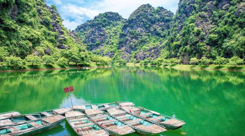 Hanoi: Ninh Binh, Tam Coc, Mua Cave & Hoa Lu with cycling - Hanoi to Ninh Binh day trip: the schedule that keeps it fun