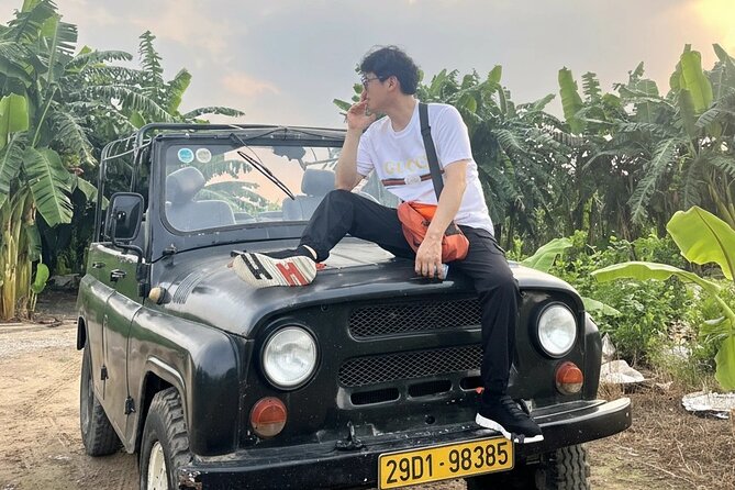 Hanoi Offbeat Jeep Tours - French Quarter power-sights: big buildings, short stops, clear context