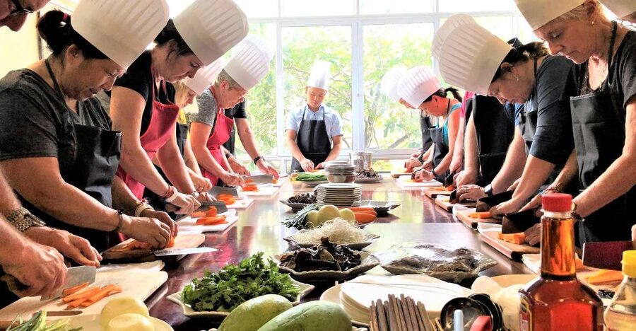 Hanoi: Old Quarter Market Tour and Cooking Class with Meal - Shopping Like a Local: What the Market Walk Teaches