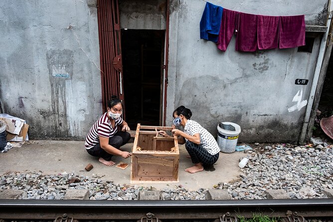 Hanoi On the Tracks Photo Tour - Why the Hanoi tracks tour is built for early mornings