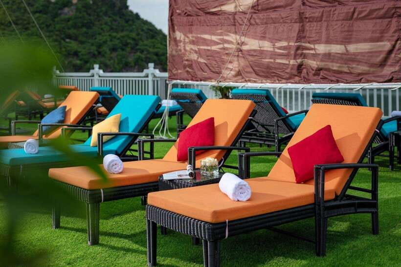 Hanoi: Overnight Ha Long Bay 2-Day 1-Night Cruise - Cabins on board: balcony comfort versus what you might actually get