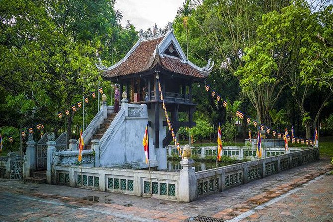 HANOI PRIVATE CITY TOUR (Guide in all language) - Duờng Tau (Train Street): a short stop with a strong vibe