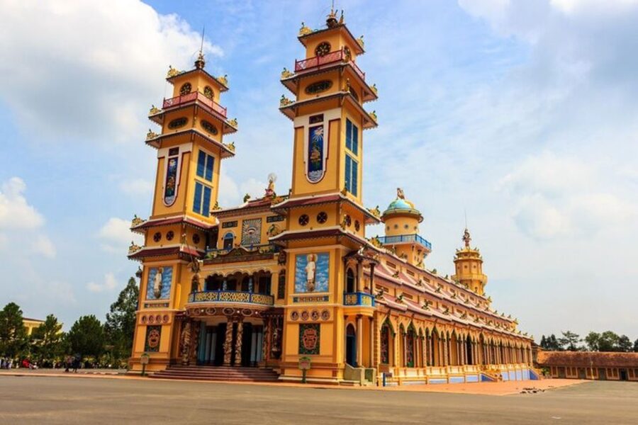 Hanoi: Private custom tour with a local guide - Egg Coffee and museum time: how a guide saves you from awkward choices