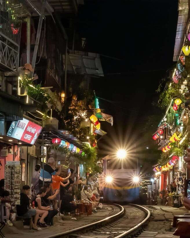 Hanoi: Private Food Tour and Train Street Experience - Food Stops: How You Get More Than Just Samples