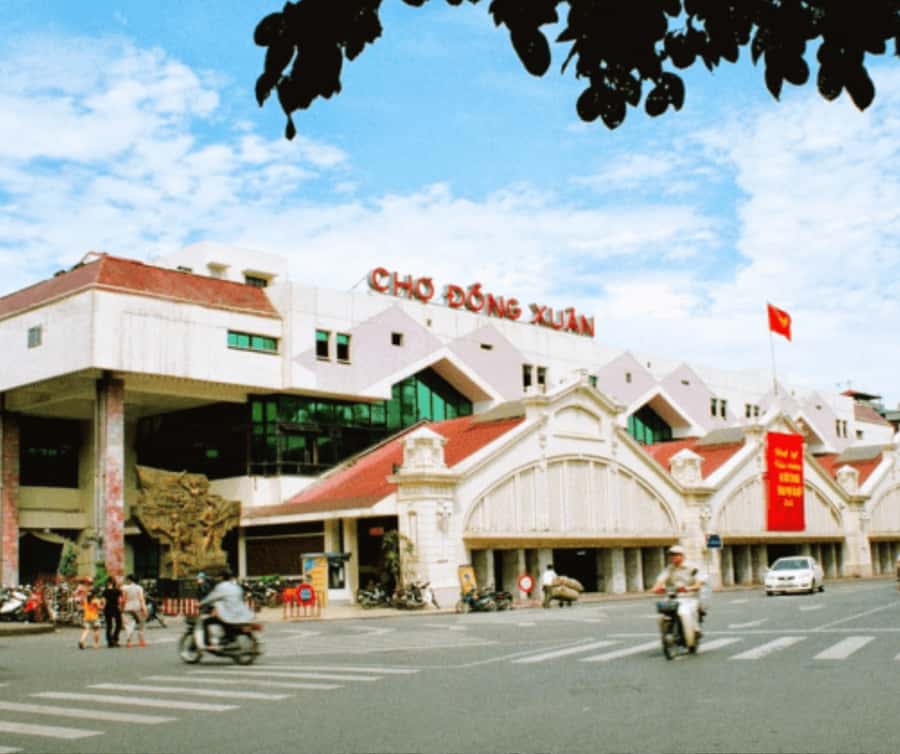 Hanoi: Private Half-day City Highlights and Hidden Gems Tour - Temple of Literature: Confucius education made in Vietnamese style
