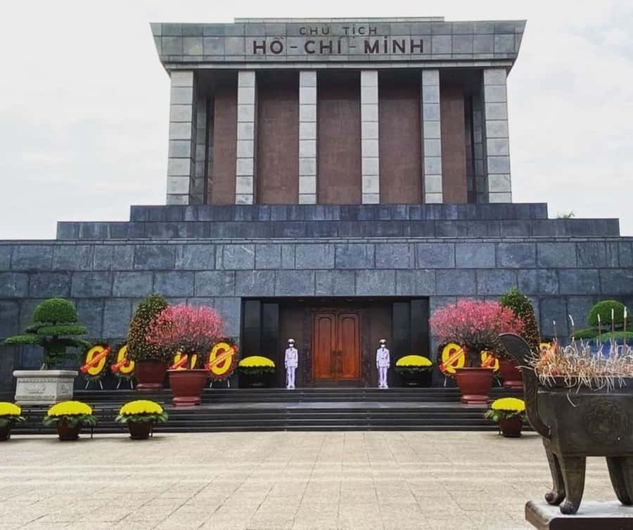 Hanoi: Private Half-day City Highlights and Hidden Gems Tour - Hanoi Train Street: the real tracks that turn a street into a show