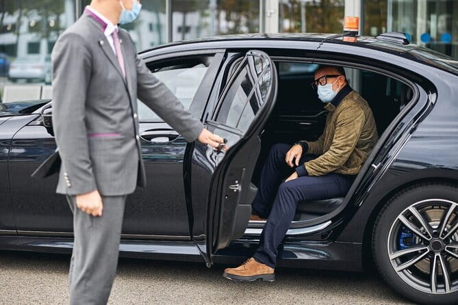 Hanoi Private Taxi Transfer Service - Arrival transfer vs departure transfer: plan differently
