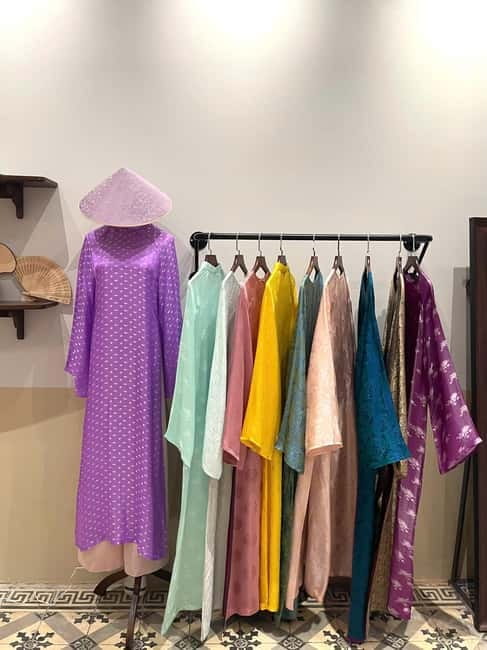 Hanoi: Rent a Traditional Ao Dai & Photo Walk in Old Quarter - Key things to know before you go