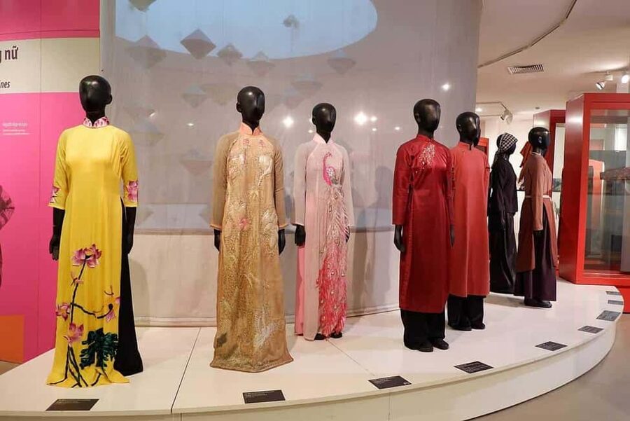 Hanoi’s French Quarter Tour and Train Street - Timing, walking pace, and what to wear so the day stays fun