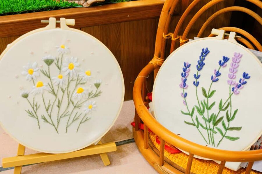Hanoi's Heritage: Embroidery Workshop in Ancient House - The “quiet break” details that make the workshop feel friendly