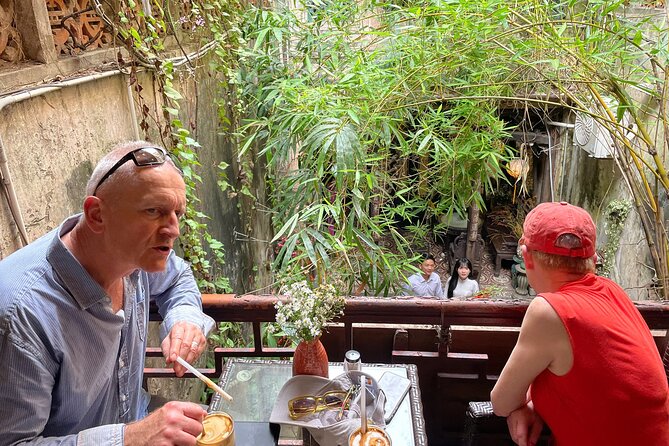 Hanoi's Old Quarter Street Food Experience and Train Street - Getting Started at Hàng Da Market and Hoan Kiem