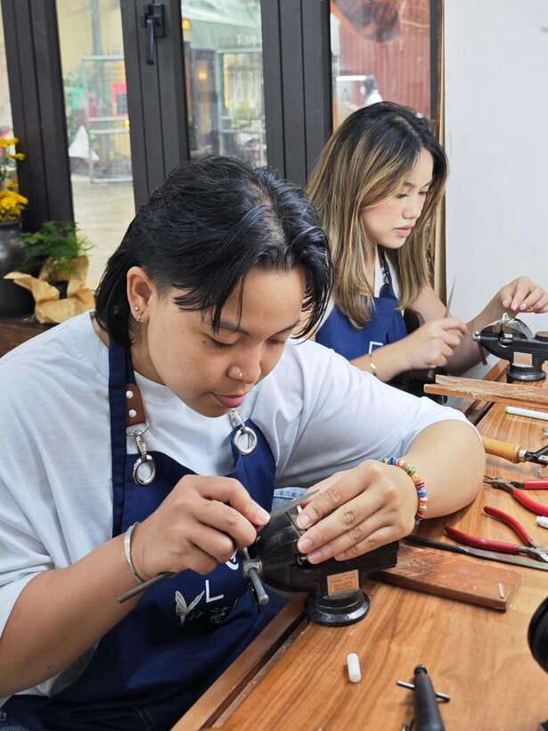 Hanoi: Silver Ring Making Workshop - Instructor Support: Hands-On, Not Hands-Off