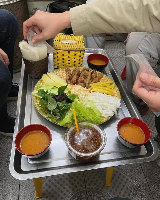 Hanoi: Small-group Street Food and Walking Tour - The guide experience: why people rave about the “food spots”