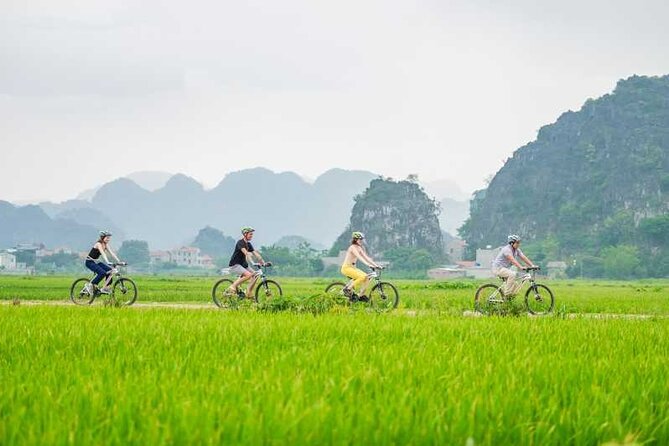 Hanoi Street Food + City Tour + Train Street - Long Bien Bridge: a survivor over the Red River
