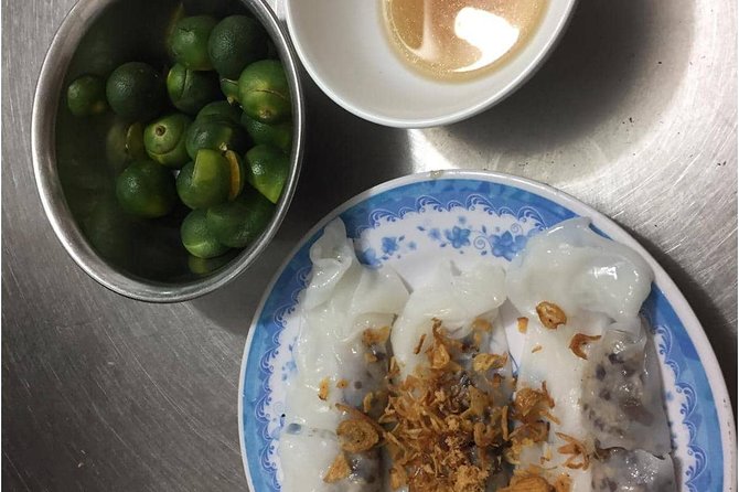 Hanoi Street Food + Night Life Tour - The seven tastings: what the stops feel like