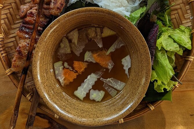 Hanoi Street Food Private Tour - The noodle focus: rice soup, dry noodles, and grilled pork