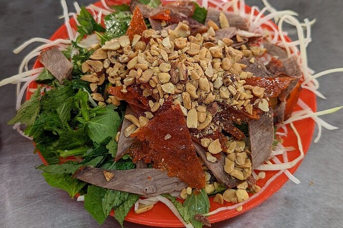 Hanoi Street Food Private Tour - Egg coffee and local beer: the drinks that turn snacks into a meal