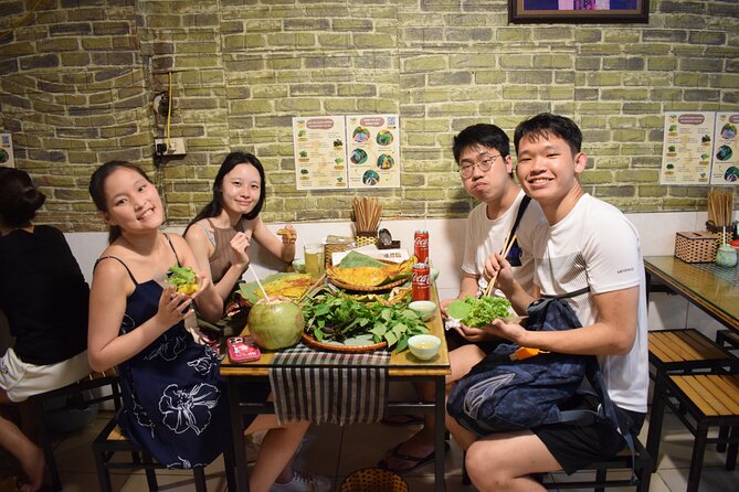 Hanoi Street Food Tour and Hang Out - Old Quarter first stop: a ticketed taste that sets the tone