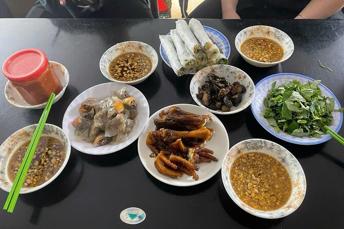 Hanoi Street Food Tour by Motorbike or Walking with Local Guide - Where the tour starts: Hoàn Kiếm Lake, Hang Trong, then you’re in it