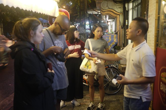 Hanoi street food tour small group tour - Small group size and guide quality: Timmy’s kind of help is the point