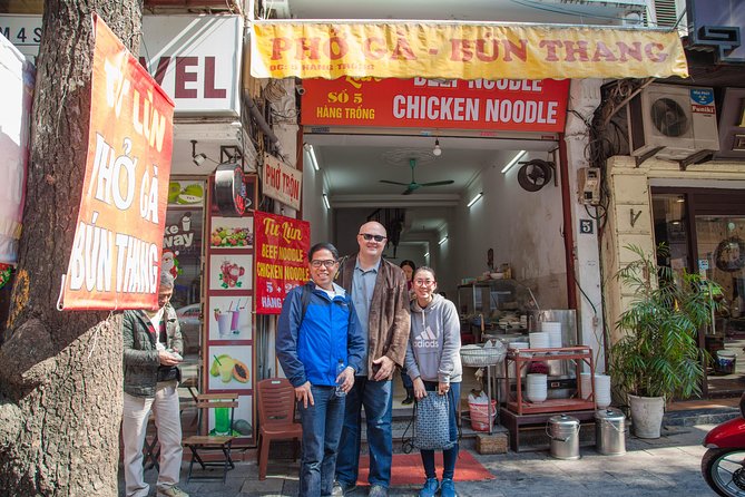 Hanoi Street Food Walking Tour and Water Puppet Show - Street Food in Hanoi Old Quarter: What You’re Really Paying For