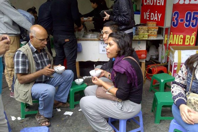 Hanoi Street Food Walking Tour By Night - Easy Start: Pickup, Mobile Ticket, and a Guide Who Handles the Noise
