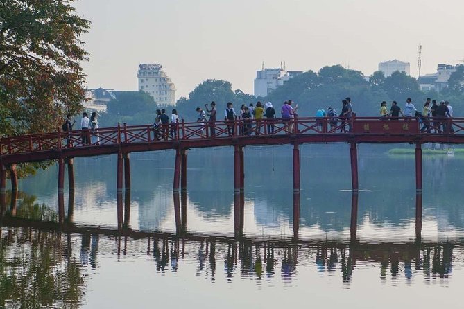 Hanoi Street Food Walking Tour By Night - Tasting Highlights: Seven Dishes and Drinks That Teach You Hanoi’s Street Logic