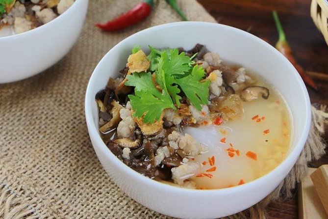 Hanoi Street Food Walking Tour By Night - Hoan Kiem Lake: A Short Stroll With the Legend Behind the Name