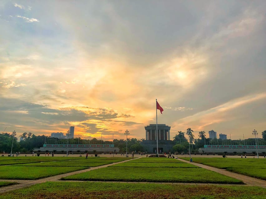 Hanoi: Sunset Highlights Tour with Ao Dai Costume - From Pickup to Ao Dai: Getting Ready in the Old Quarter