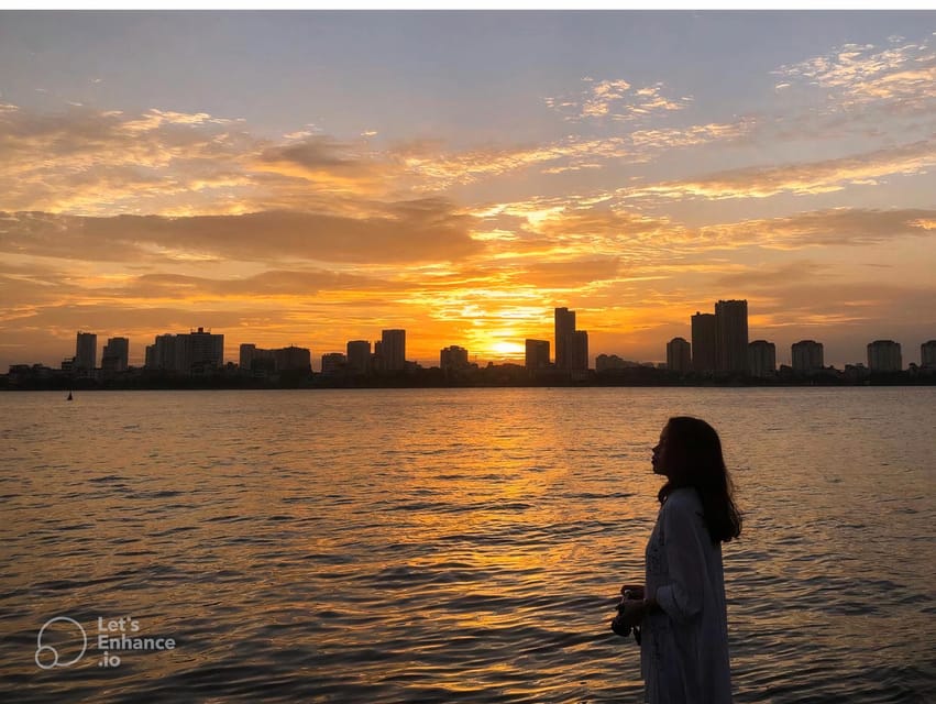 Hanoi: Sunset Highlights Tour with Ao Dai Costume - Ho Chi Minh Mausoleum Area Included on the Core Route
