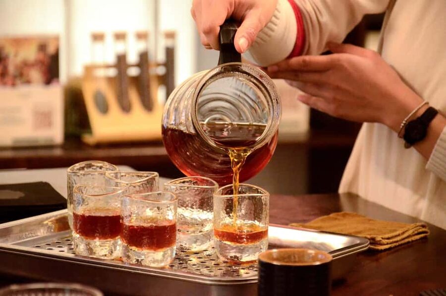 Hanoi: Taste Fresh Lotus Tea Ceremony & Untold Stories - The brewing lesson: temperature, time, and ratios you can use anywhere