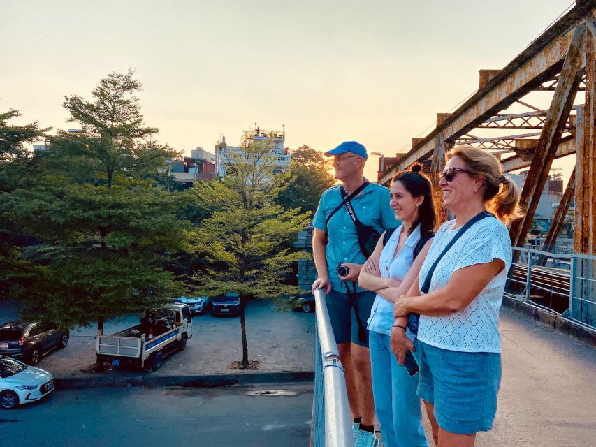Hanoi: The Hidden Old Quarter Experience - Long Biên Bridge and Ga Long Biên: Ending With a City Memory