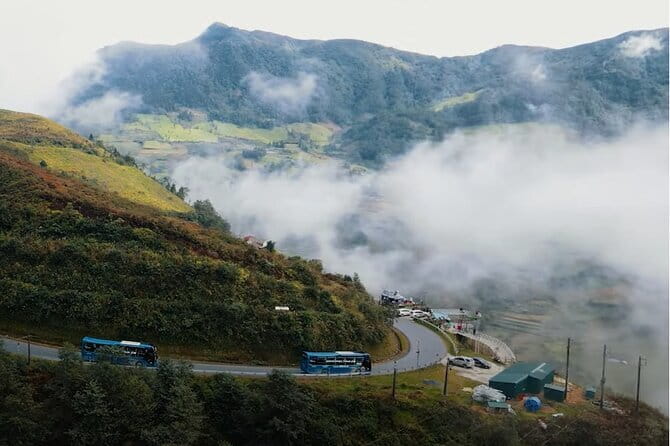 Hanoi to Sapa Bus - Private Cabin Bus - What onboard comfort actually means during a 6-hour ride