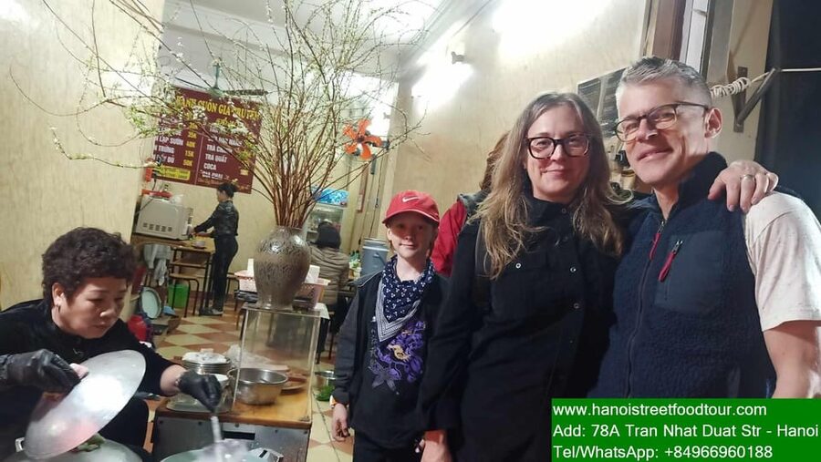 Hanoi Train Street +Best Street Food eating in old quarter - Should you book it?