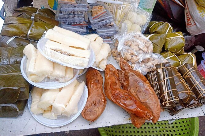 Hanoi Train Street Food Walking Tour - Old City Gate (Quan Chuong Gate): a quick heritage hit
