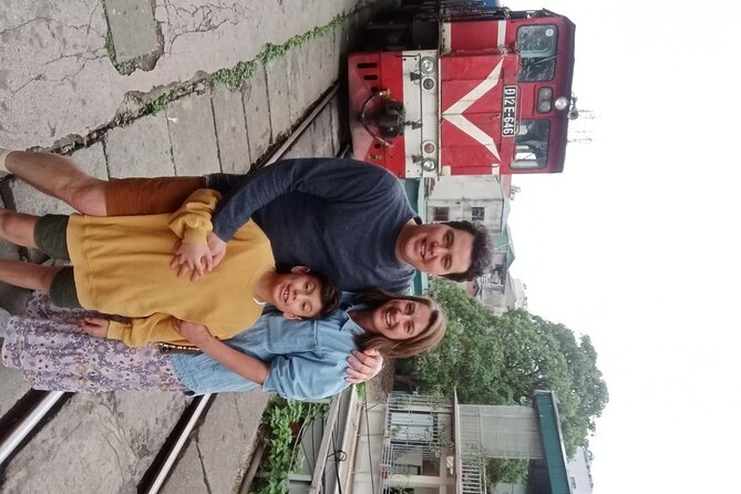 Hanoi Train Street Tour - Dong Xuan Market: where you’ll understand the neighborhood