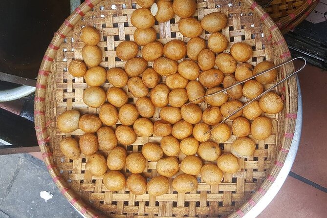 Hanoi Vegan Food Tour - Festival-decorated streets and the city’s changing moods