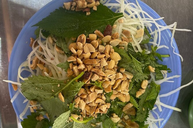 Hanoi Vegan Walking Street Food Tour in Old Quarter - Pickup at 11:00 or 18:00: Choosing the Best Time