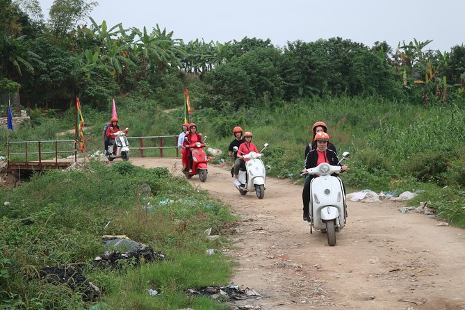 Hanoi Vespa Countryside Tour With Female Ao Dai Riders Half Day - How It Works on Two Wheels: Timing, Traffic Confidence, and Comfort