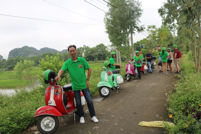 Hanoi Vespa Tour Explore Red River Delta & Rural Villages 5 Hours - Guide and driver: the difference between fun and stressful