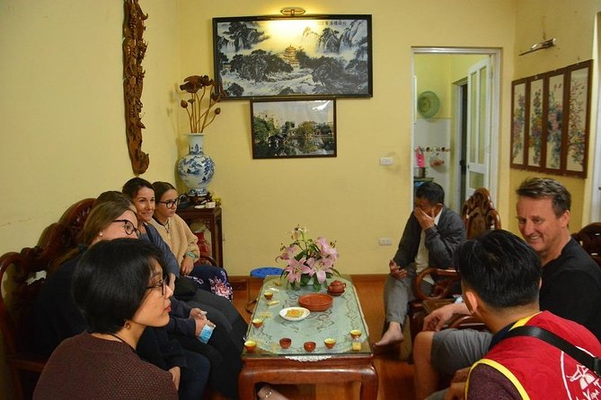 Hanoi Vespa Tours: Full Day Hanoi City & Countryside Vespa Tours - Lại Đà Temple, Pagoda, and Bonsai Tea: A Personal Pause That Feels Human