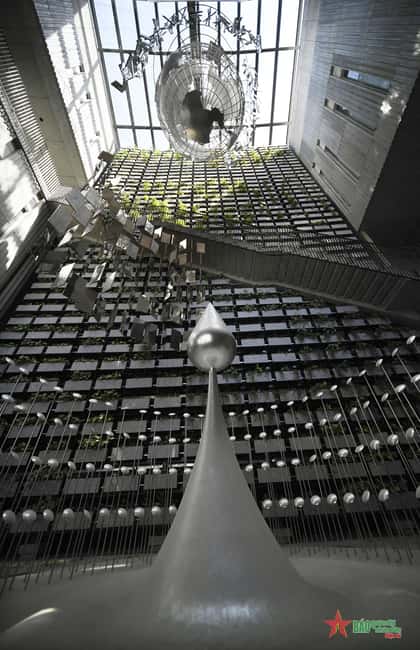Hanoi: Vietnam Military History Museum and Hanoi Museum Tour - Hanoi Museum: an inverted pyramid that makes the city feel touchable