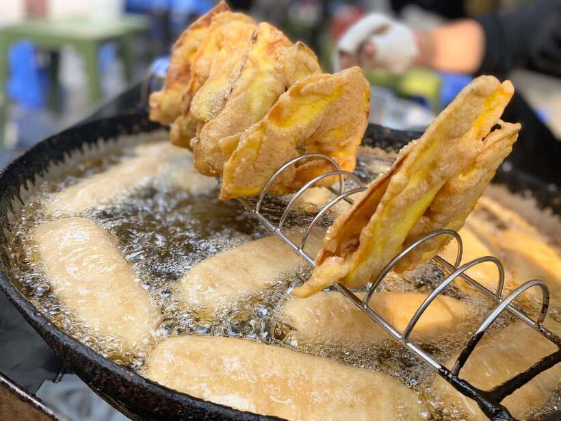 Hanoi: Vietnamese Street Food Tour with Egg Coffee - Where the Old Quarter Feels Real: Traffic, Architecture, and Quick Culture Stops