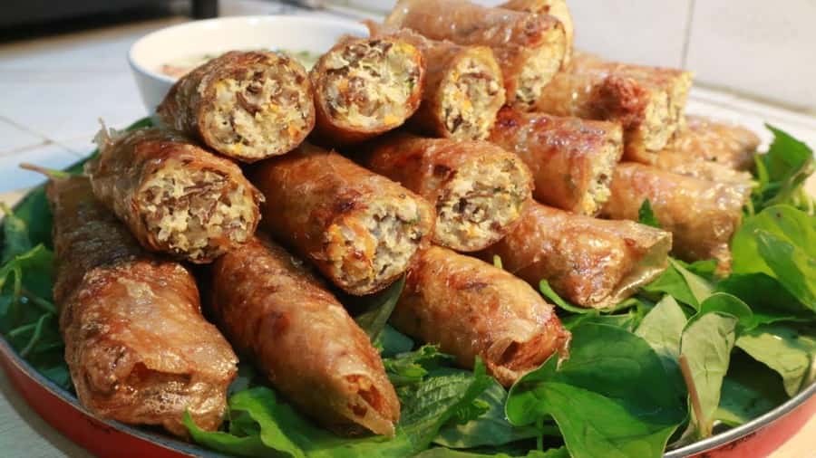 Hanoi: Vietnamese Street Food Tour with Local Guide - The walking plan: 20 minutes out, 15 minutes back