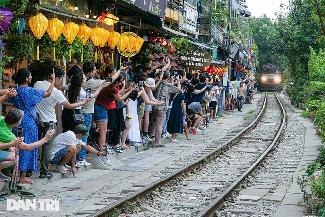 Hanoi Walking Street Food Tour with Train Street - Key highlights worth knowing