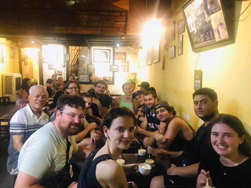 Hanoi: Walking Street Food & Train Street Culture Tour - The street food sampling: 5–8 tastings you can build on later