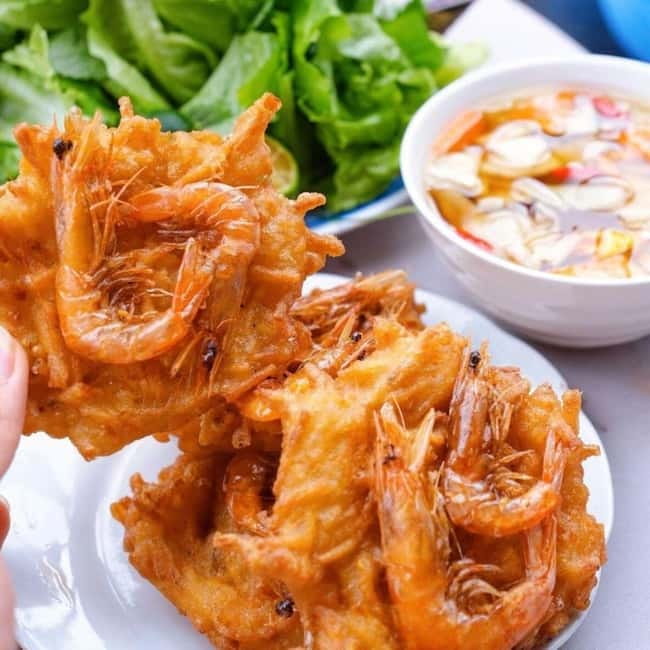 Hanoi: Walking Street Food & Train Street Culture Tour - Price and value: what $22 really covers in Hanoi