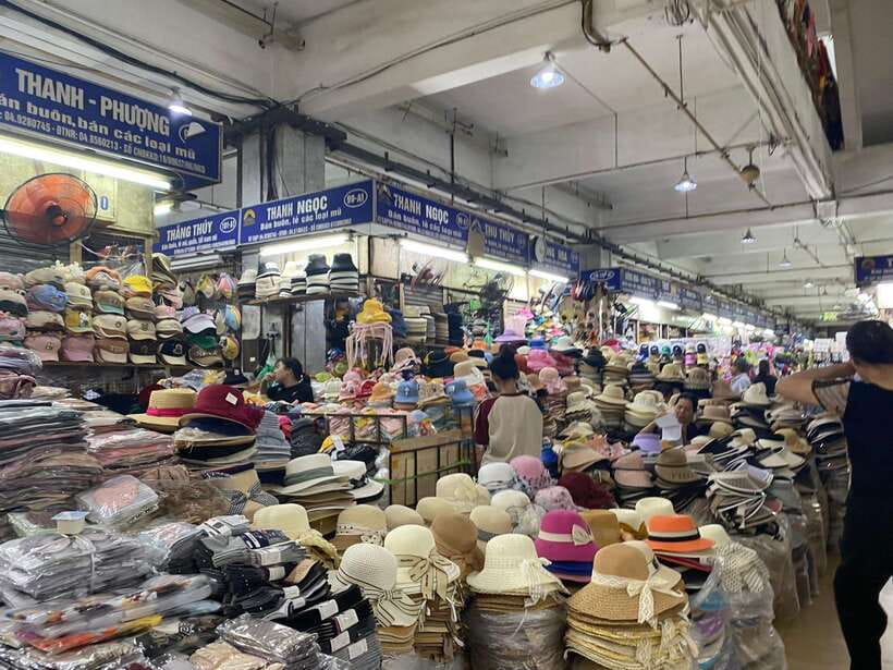 Hanoi Walking Tour with Local Guide - Logistics that actually matter: pickup, time, and rain