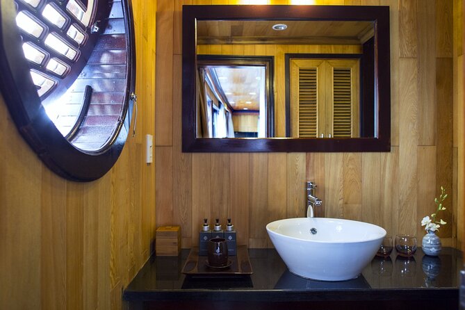 Hera Classic Cruise 2 Days 1 Night Halong Bay With BALCONY CABINS - Meals and onboard downtime: the service makes the schedule feel easy
